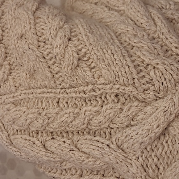 LAUREN RALPH LAUREN heathered cream hand knit sweater - Picture 6 of 8